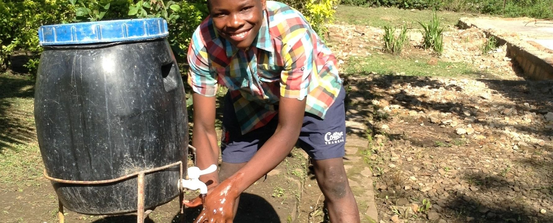 Yusufu demo hand washing